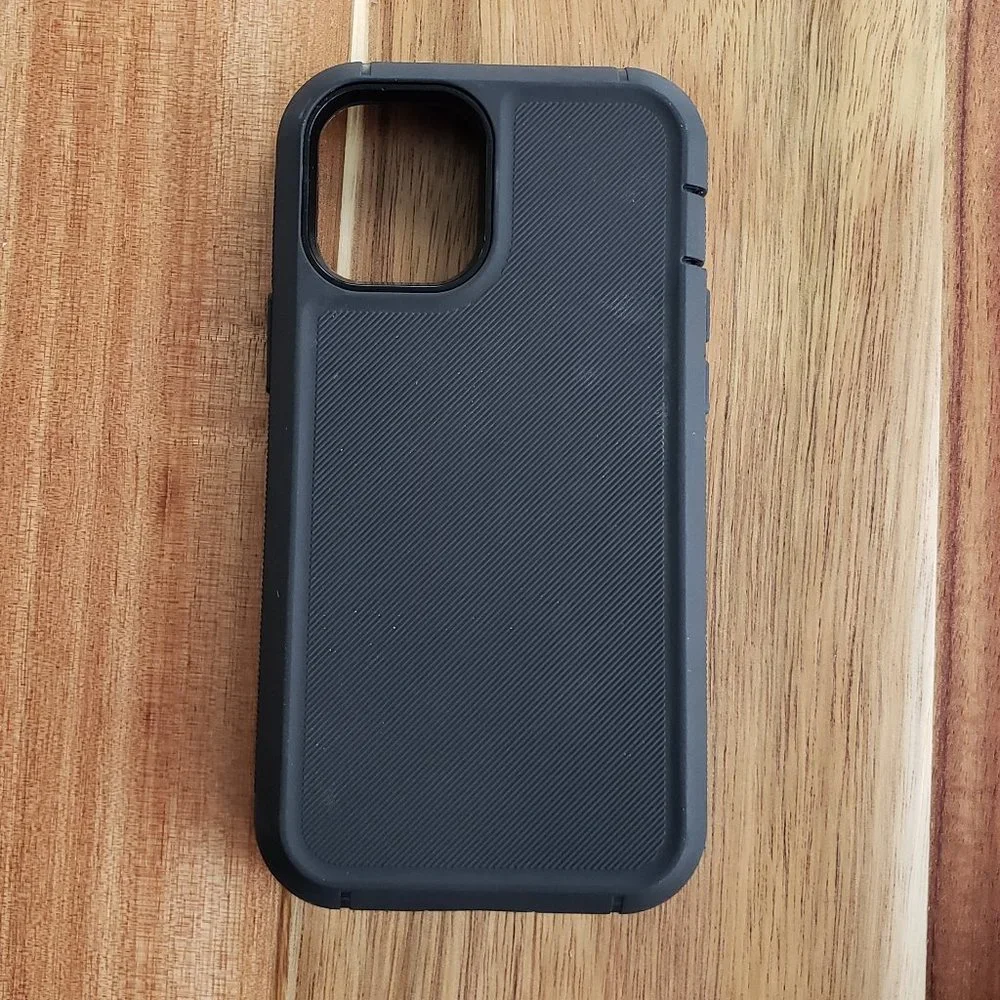 NWOT iPhone 14 pro max case